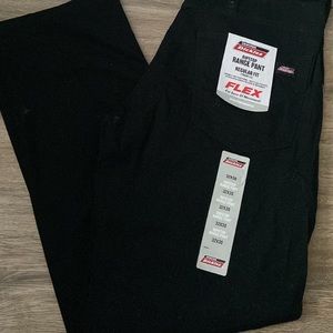 black cargos